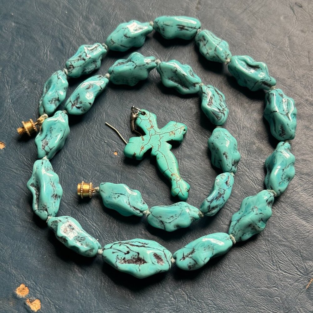two necklaces and earrings: Turquoise Chips  & Faux Turquoise - Picture 6 of 12
